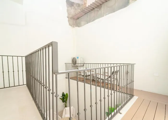 Διαμέρισμα Newly Renovated 2br With Ac & Terrace | By Airnest Lisboa